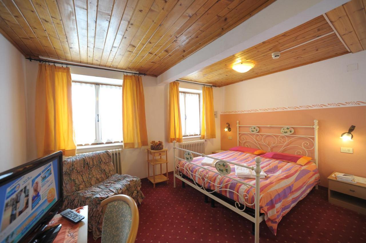 Albergo Malga Ciapela Рокка-Пьеторе Экстерьер фото